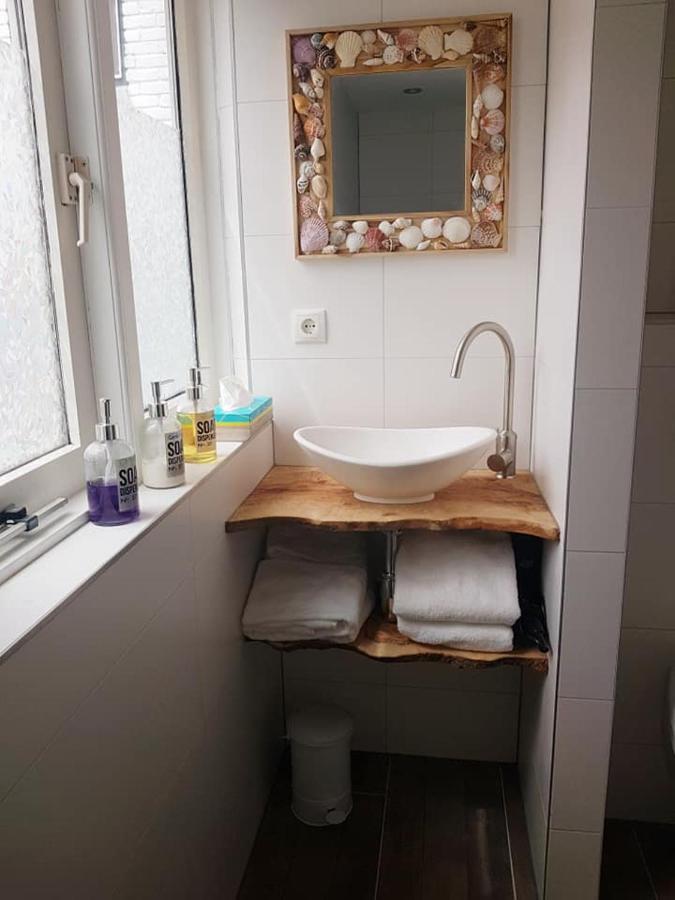 B&B De Admiraal Texel Oudeschild Экстерьер фото
